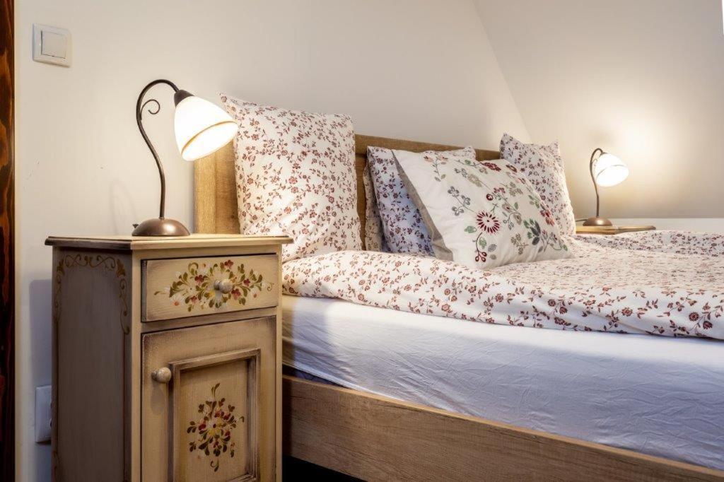 ホテル Casa Schmidt Crit エクステリア 写真