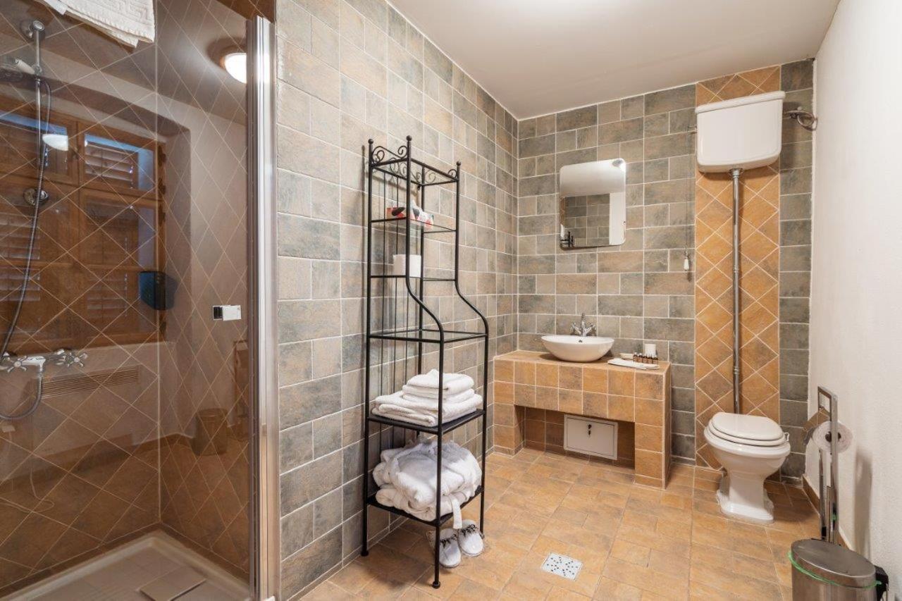 ホテル Casa Schmidt Crit エクステリア 写真